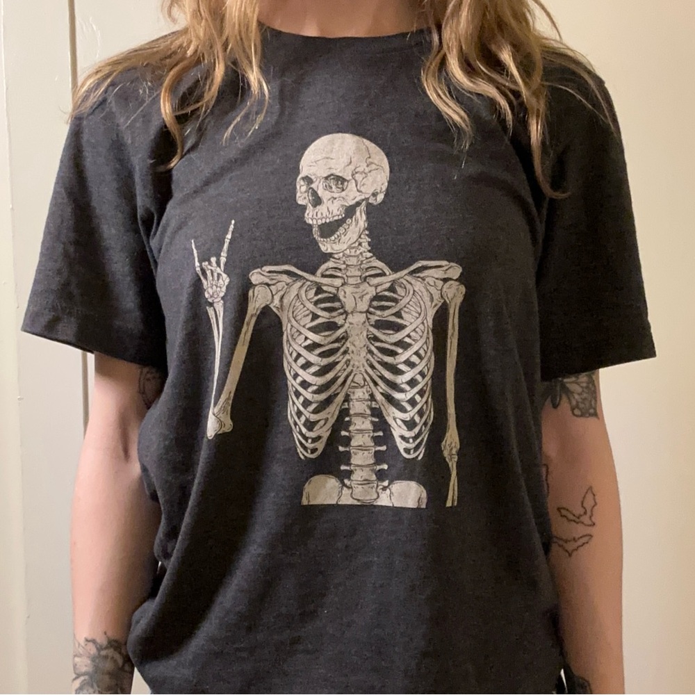 PacSun Grey Skeleton Graphic Tee